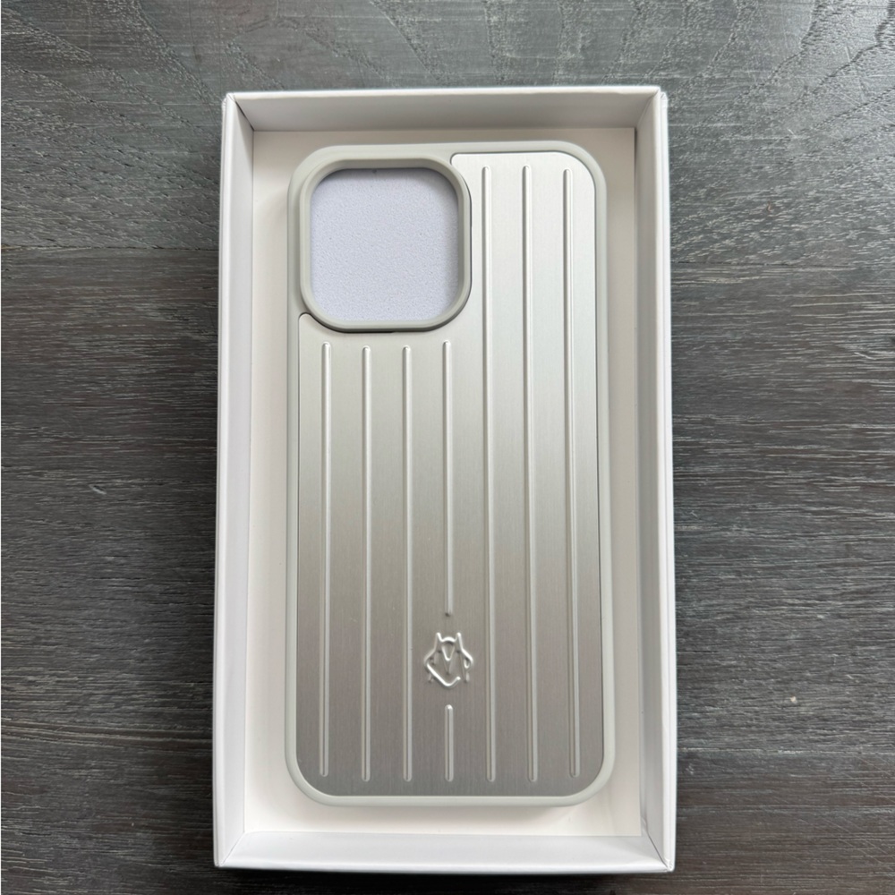 Rimowa Iphone Case Aluminum For IPhone 14/15 Pro Max - Picture 2 of 8